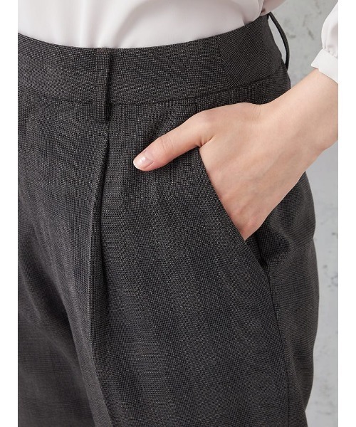 HARUYAMA(ハルヤマ)の「【WALKPLUS】 T/Rトロタックテーパードパンツ ウォッシャブル 通年(スラックス・レディース・ライトグレー/チャコールグレー/ブラック/ダークブラウン・LL/L/M/S)」の8枚目の写真