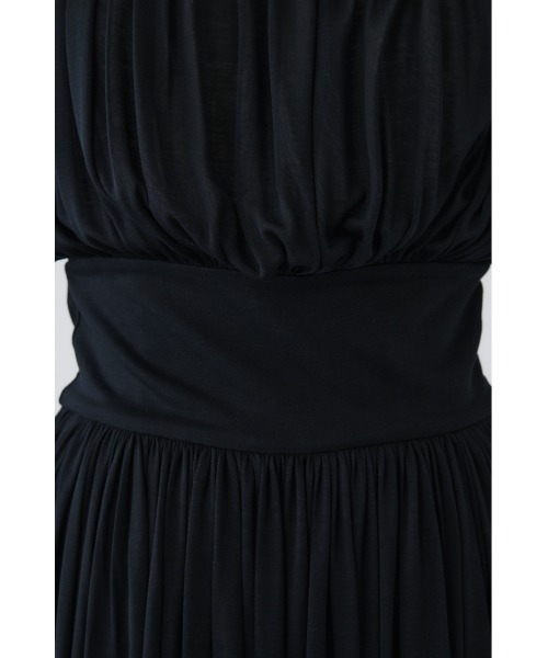 RIM.ARK(リムアーク)の「Flowing drape dress フローイングドレープドレス(ワンピース・レディース・ブラック/ベージュ・38/36)」の10枚目の写真