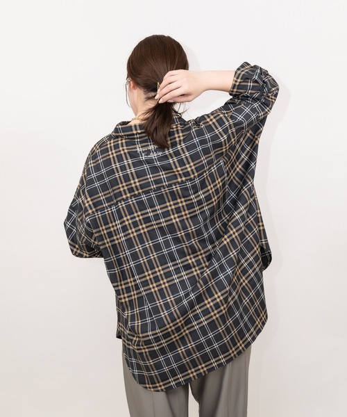 meeny miny（ミーニーマイニー）の「【meeny miny】【旭山動物園応援商品】キタキツネシャツ（シャツ/ブラウス・レディース・カーキ/グレー・S-M/M-L）」の11枚目の写真