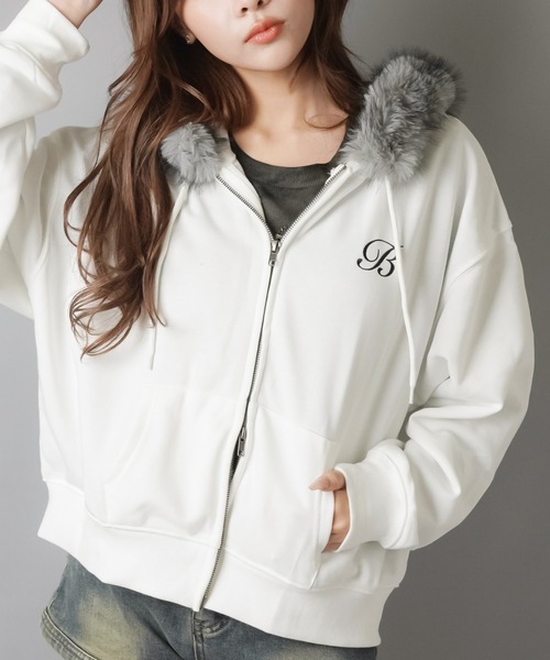 セール】ふわ盛れフードで平成ギャル復活☆後ろ姿まで可愛い主役