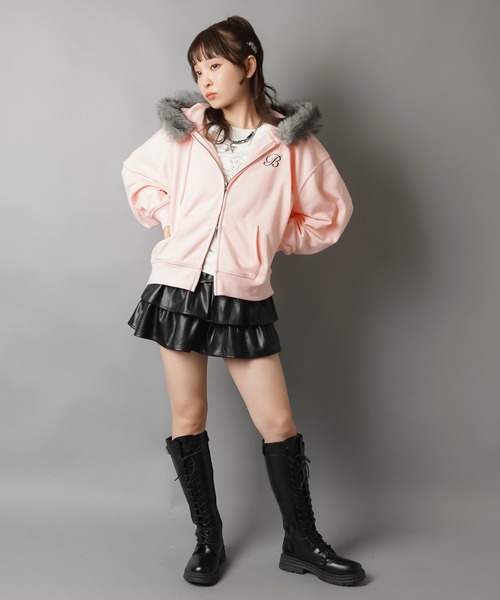 ふわ盛れフードで平成ギャル復活☆後ろ姿まで可愛い主役パーカー