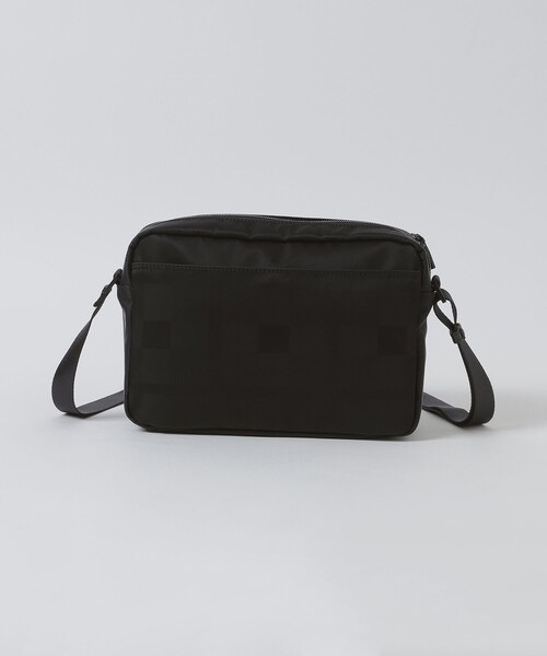 BLACK LABEL CRESTBRIDGE（ブラックレーベル・クレストブリッジ）の「BLACK of  BLACKs ショルダーバッグ（ショルダーバッグ・メンズ・ブラック・FREE）」の5枚目の写真