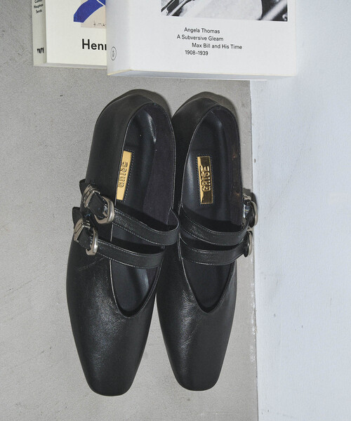 GRISE（グリーズ）の「GRISEレザーWストラップメリージェーン（その他シューズ・レディース・キャメル/ブラック/レッド・24cm/23.5cm/23cm/22.5cm/22cm/25cm/24.5cm）」の6枚目の写真