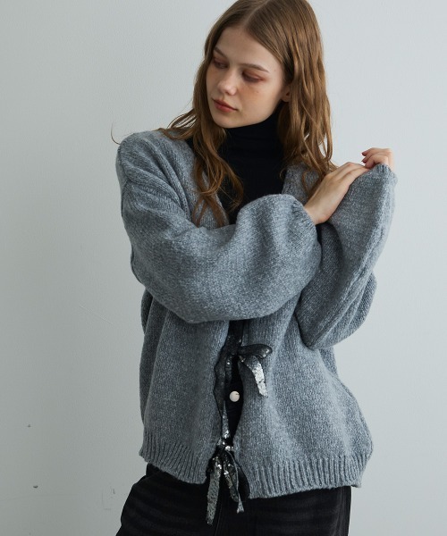 Mirette（ミレット）の「スパンコールリボンカーディガン / Sequin Ribbon Knit Cardigan（カーディガン/ボレロ・レディース・ブラック/グレー・FREE）」の21枚目の写真