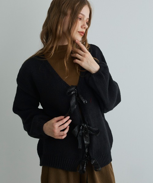 Mirette（ミレット）の「スパンコールリボンカーディガン / Sequin Ribbon Knit Cardigan（カーディガン/ボレロ・レディース・ブラック/グレー・FREE）」の15枚目の写真