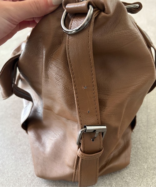 pyornim（ピョルニム）の「【25年秋冬新作】【2WAY】【A4サイズ対応】フェイクレザーボストンショルダーバッグ（ボストンバッグ・レディース・ブラウン/ブラック・F）」の20枚目の写真