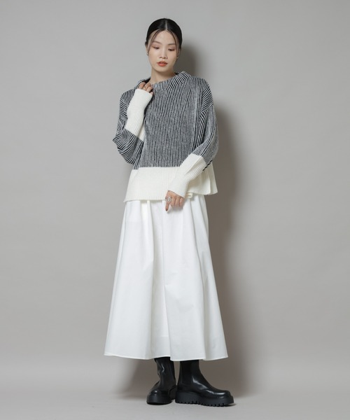 NANO universe（ナノユニバース）の「シャドーストライプニットプルオーバー（ニット/セーター・レディース・ブルー/ブラック/ライトベージュ・FREE）」の21枚目の写真