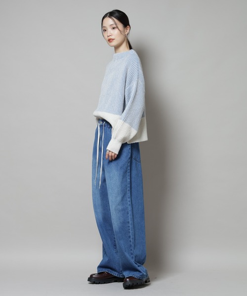 NANO universe（ナノユニバース）の「シャドーストライプニットプルオーバー（ニット/セーター・レディース・ブルー/ブラック/ライトベージュ・FREE）」の9枚目の写真