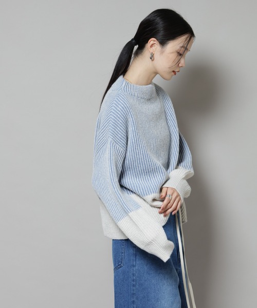 NANO universe（ナノユニバース）の「シャドーストライプニットプルオーバー（ニット/セーター・レディース・ブルー/ブラック/ライトベージュ・FREE）」の6枚目の写真