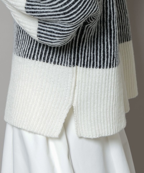NANO universe（ナノユニバース）の「シャドーストライプニットプルオーバー（ニット/セーター・レディース・ブルー/ブラック/ライトベージュ・FREE）」の16枚目の写真