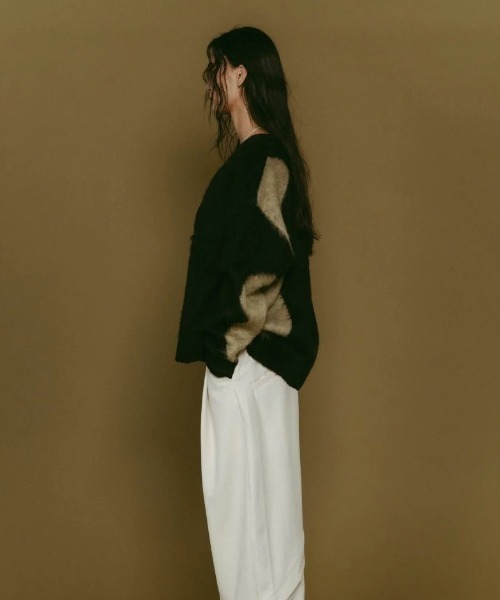 Knuth Marf(クヌースマーフ)の「Knuth Marf Vnackcardigan(ニット/セーター・レディース・ブラック/ベージュ・FREE)」の7枚目の写真