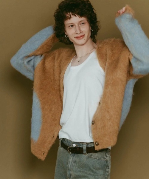 Knuth Marf(クヌースマーフ)の「Knuth Marf Vnackcardigan(ニット/セーター・レディース・ブラック/ベージュ・FREE)」の21枚目の写真