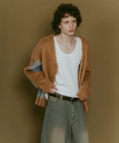 Knuth Marf(クヌースマーフ)の「Knuth Marf Vnackcardigan(ニット/セーター・レディース・ブラック/ベージュ・FREE)」の22枚目の写真