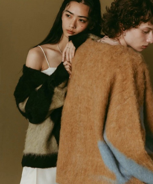 Knuth Marf(クヌースマーフ)の「Knuth Marf Vnackcardigan(ニット/セーター・レディース・ブラック/ベージュ・FREE)」の14枚目の写真
