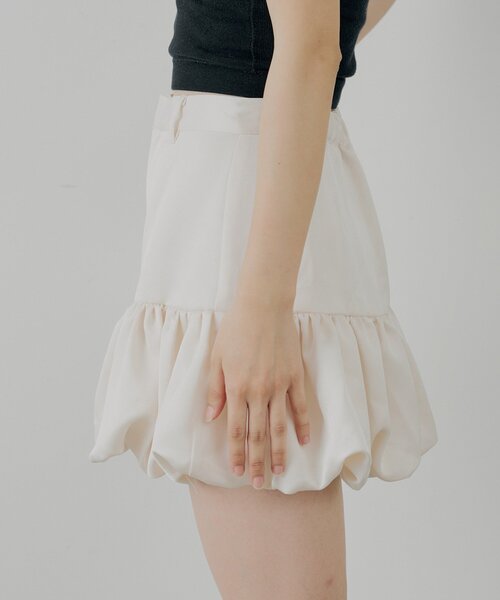 Chico（チコ）の「裾フリルバルーンスカート（スカート・レディース・ブラック/ブラウン/アイボリー・FREE）」の17枚目の写真