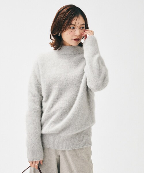 UNTITLED(アンタイトル)の「【大人な品格/ふわふわニット】フォックスカシミヤ コクーンニット(ニット/セーター・レディース・ナチュラル/ブラウン系/ライトグレー/ライトグリーン・00/02/04/44/48)」の6枚目の写真