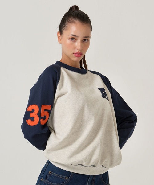 TINA:JOJUN(ティーナジョジュン)の「バイカラー ラグラン スウェット TINA:JOJUN(スウェット・レディース・ネイビー/バーガンディー・M)」の2枚目の写真