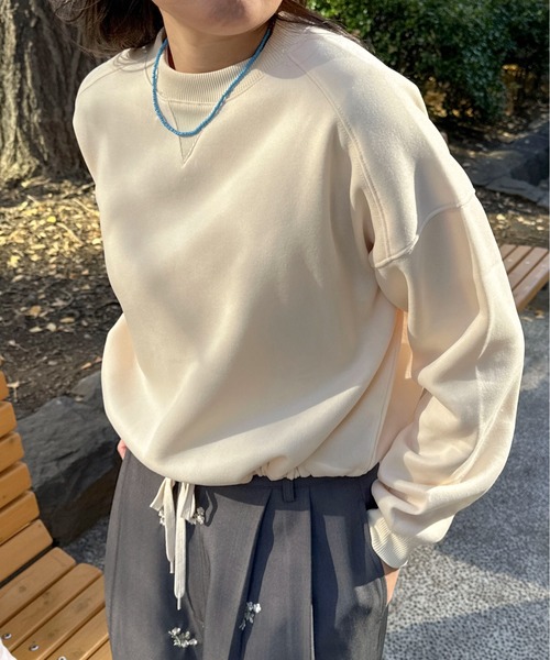 PILIT(ピリット)の「ドロスト裏起毛スウェット(スウェット・レディース・ブラウン/アイボリー/ブラック系その他/ブラック・MEDIUM)」の2枚目の写真