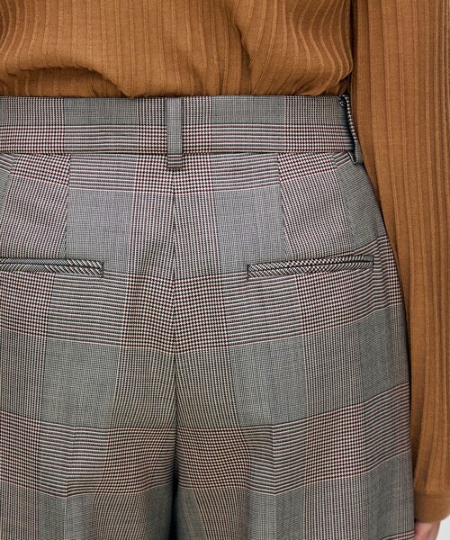 TOMORROWLAND collection（トゥモローランドコレクション）の「マルチグレンチェック ストレートパンツ（その他パンツ・レディース・ブラウン系その他・36/34）」の8枚目の写真