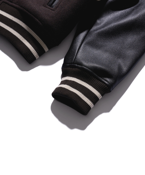 AECA(エイカ)の「DOUBLE A WOOL VARSITY JACKET-BROWN(スタジャン・レディース・その他・MEDIUM/LARGE/SMALL)」の4枚目の写真