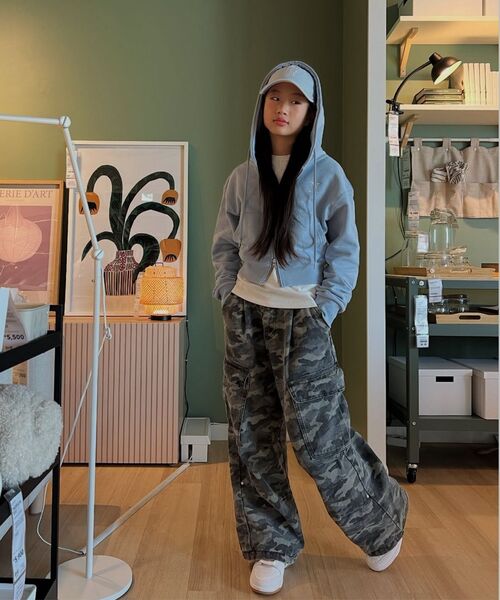 AVANDRESS（アバンドレス ）の「Side Big Cargo Pants LIGHT CAMO（デニムパンツ・レディース・ライトカーキ・SMALL/MEDIUM/LARGE/X-SMALL/XX-SMALL）」の18枚目の写真