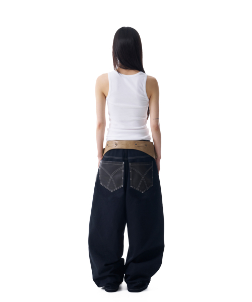 AAKAM（アーカム）の「Leather Mixed Cotton Pants (Black)（その他パンツ・レディース・その他・2/1）」の5枚目の写真