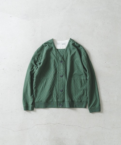 quadro（クオドロ）の「キルトJQ Vカーディガン（スウェット・メンズ・グリーン/チャコール/ベージュ・LARGE/MEDIUM）」の3枚目の写真