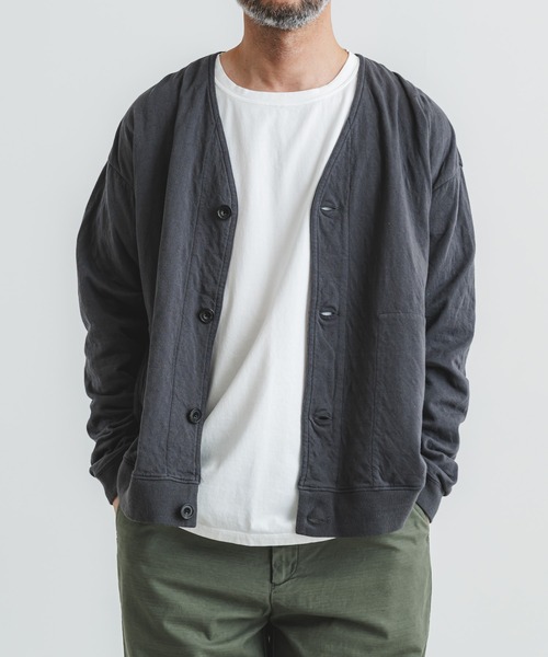 quadro（クオドロ）の「キルトJQ Vカーディガン（スウェット・メンズ・グリーン/チャコール/ベージュ・LARGE/MEDIUM）」の17枚目の写真