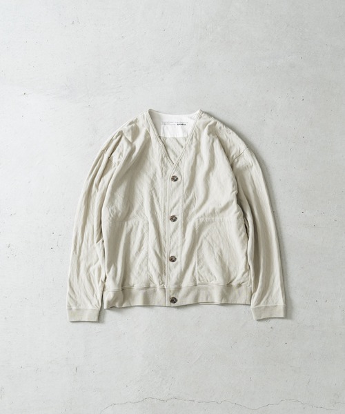 quadro（クオドロ）の「キルトJQ Vカーディガン（スウェット・メンズ・グリーン/チャコール/ベージュ・LARGE/MEDIUM）」の4枚目の写真