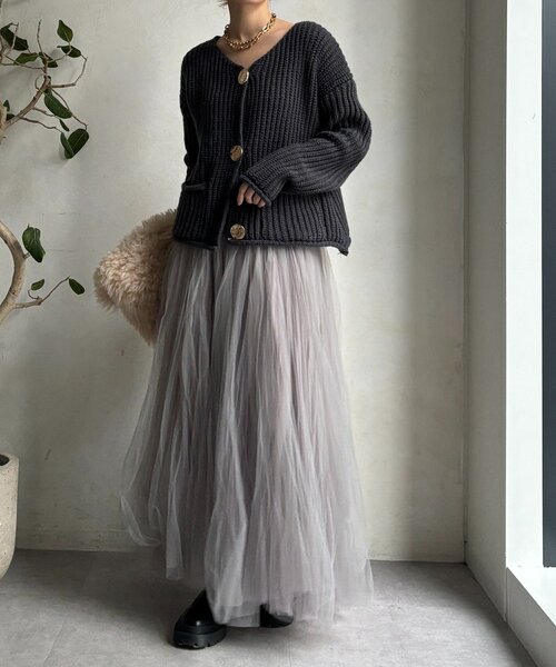 DouDou（ドゥドゥ）の「メタルビッグボタンローゲージカーディガン（カーディガン/ボレロ・レディース・チャコールグレー/レッド/オフホワイト・FREE）」の16枚目の写真