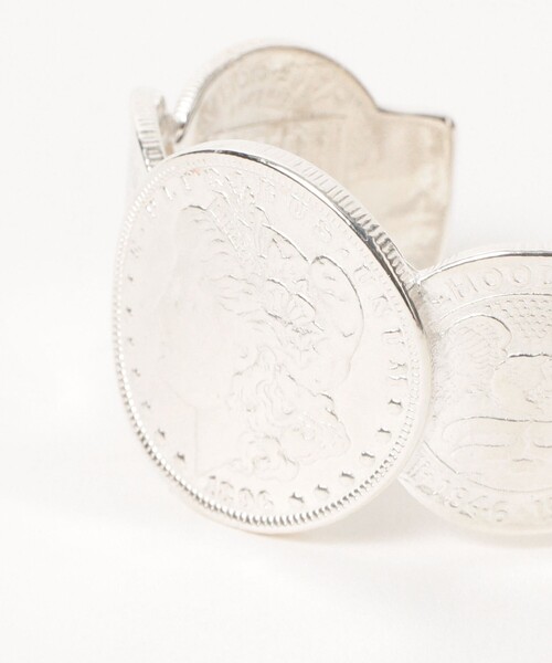 Demi-Luxe BEAMS(デミルクス ビームス)の「GIGI / Luna コイン バングル(バングル/リストバンド・レディース・シルバー・ONE SIZE)」の3枚目の写真