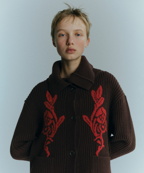 EN OR(エンオール)の「MARINE COLLAR JACQUARD CARDIGAN - BROWN(ニット/セーター・レディース・その他・F)」の3枚目の写真