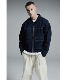 APOSTROPHE COMMA（アポストロフィコンマ）の「ミニマルステッチデニムトラッカージップアップジャケット（ネイビー）（デニムジャケット）」