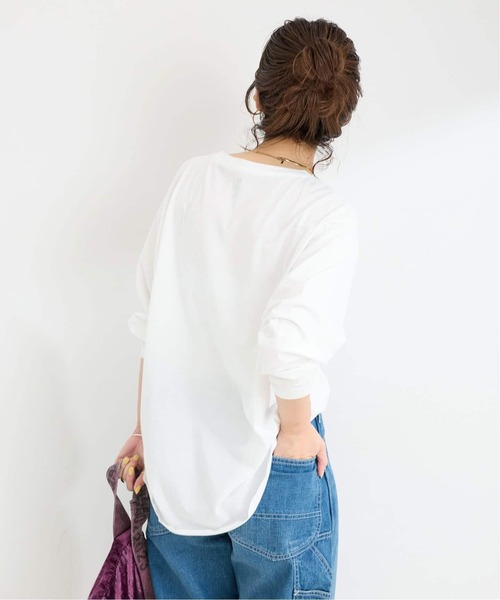 B.C STOCK(ベーセーストック)の「《追加》【WEB限定】MCL/エムシーエル 別注 ロゴ L/S TEE(Tシャツ/カットソー・レディース・ホワイト/ホワイト系その他・FREE)」の9枚目の写真