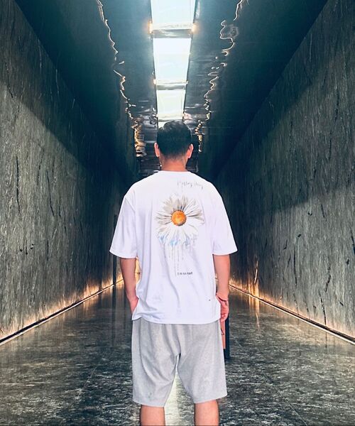 BEOM（ボム）の「メルティングデイジー オーバーサイズ スウェットシャツ [パープル]（スウェット・メンズ・その他・LARGE/MEDIUM/SMALL）」の11枚目の写真