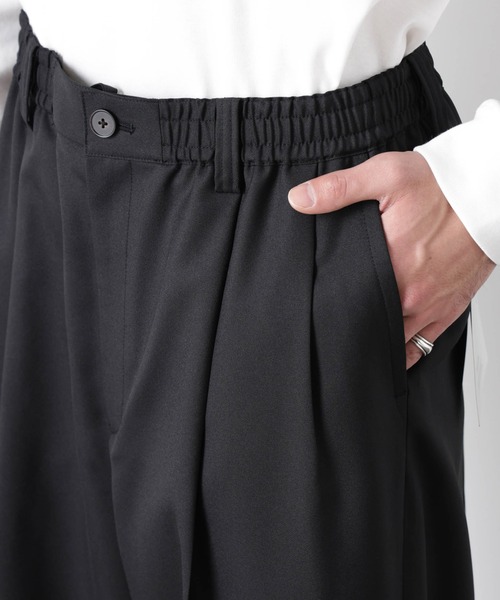 NANO universe（ナノユニバース）の「「大人のワイドパンツ」ドライギャバワイドイージースラックス（スラックス・メンズ・チャコール/ブラック/ライトベージュ/カーキ・M/S/L）」の22枚目の写真