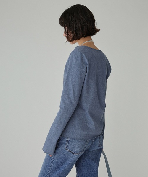 BABYLONE（バビロン）の「デニム天竺ヘンリーネックプルオーバー（Tシャツ/カットソー・レディース・ライトグレー/ネイビー・フリー）」の21枚目の写真