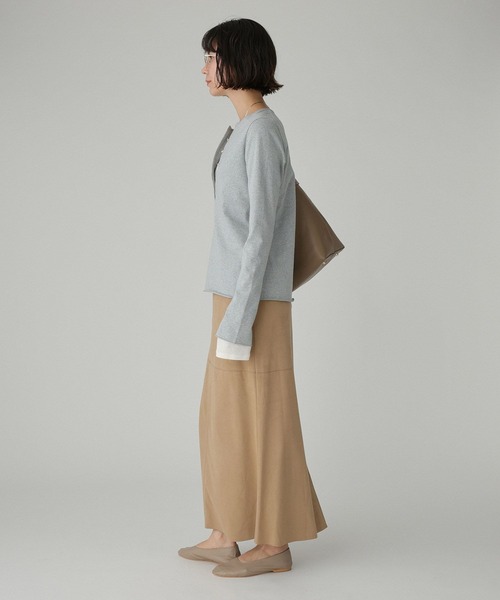 BABYLONE（バビロン）の「デニム天竺ヘンリーネックプルオーバー（Tシャツ/カットソー・レディース・ライトグレー/ネイビー・フリー）」の20枚目の写真