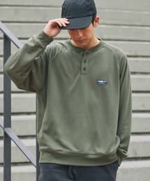 THE CRAFT CREW PRODUCTS（ザクラフトクループロダクツ）の「【UNNOTICEシリーズ】＜セットアップ対応＞ 11ozヘビーウェイト オーバーサイズ ヘンリーネック DRY裏毛 スウェット  /  イージーケア・クイックドライ・UVカット【THE CRAFT CREW PRODUCTS】（スウェット）」