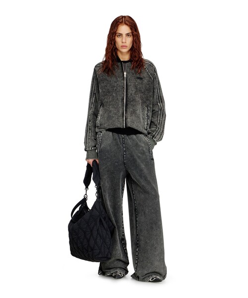 DIESEL(ディーゼル)の「ウィメンズ パンツ P-ZENIA-S1(スウェットパンツ・レディース・ブラック系その他・LARGE/SMALL/MEDIUM/XX-SMALL/X-SMALL)」の2枚目の写真