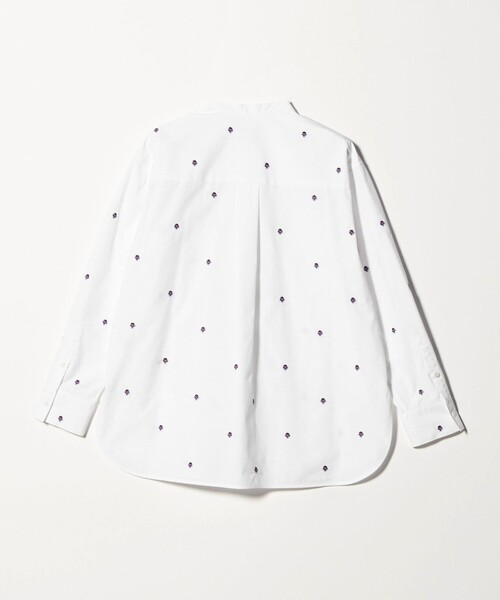 UNITED ARROWS（ユナイテッドアローズ）の「エンブロイダリーフラワー バンドカラー シャツ（シャツ/ブラウス・レディース・オフホワイト/ライトブルー/ネイビー・FREE）」の7枚目の写真