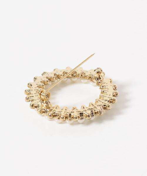 URBAN RESEARCH ROSSO WOMEN（アーバンリサーチ　ロッソ）の「『WEB限定』パールビジューサークルブローチ（ブローチ/コサージュ・レディース・ゴールド・-）」の4枚目の写真