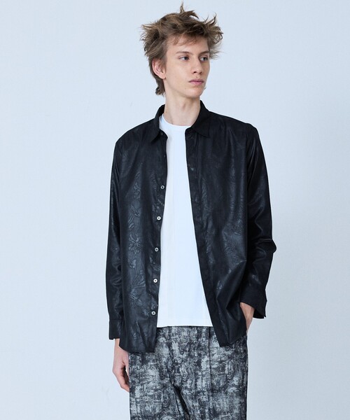 5351 POUR LES HOMMES(ゴーサンゴーイチプールオム)の「【リーフ柄】エンボス 長袖 シャツ(シャツ/ブラウス・メンズ・グレイッシュブルー/ブラック・44/46/48/50)」の4枚目の写真