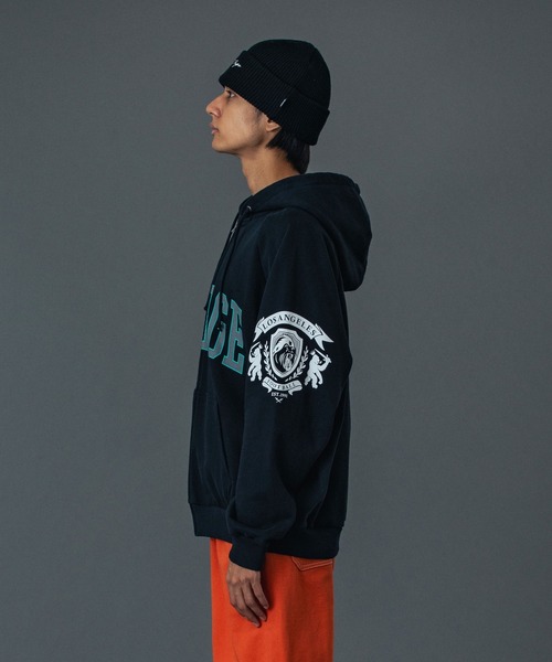 XLARGE(エクストララージ)の「RAGLAN ZIP UP HOODED SWEATSHIRT(パーカー・メンズ・ブラック/グリーン/ネイビー・XL/L/M/S)」の7枚目の写真