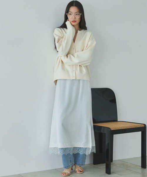 Doux archives（ドゥアルシーヴ）の「ダブルフェイスカットスナップカーディガン（カーディガン/ボレロ・レディース・ブラック/アイボリー/ブルー・FREE）」の7枚目の写真