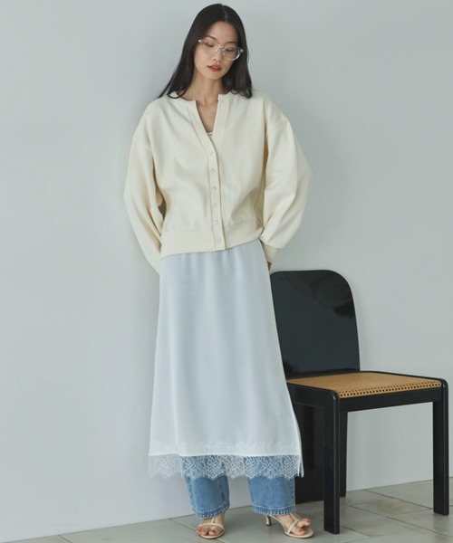 Doux archives（ドゥアルシーヴ）の「ダブルフェイスカットスナップカーディガン（カーディガン/ボレロ・レディース・ブラック/アイボリー/ブルー・FREE）」の8枚目の写真