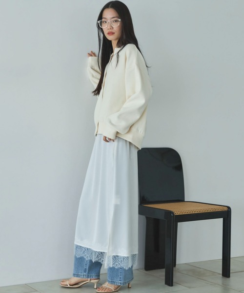 Doux archives（ドゥアルシーヴ）の「ダブルフェイスカットスナップカーディガン（カーディガン/ボレロ・レディース・ブラック/アイボリー/ブルー・FREE）」の15枚目の写真