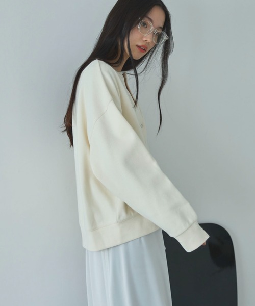 Doux archives（ドゥアルシーヴ）の「ダブルフェイスカットスナップカーディガン（カーディガン/ボレロ・レディース・ブラック/アイボリー/ブルー・FREE）」の19枚目の写真