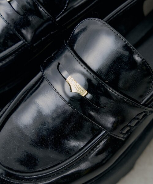 Chico（チコ）の「厚底コインローファー（その他シューズ・レディース・ブラック/ブラウン/ベージュ・SMALL/MEDIUM/LARGE）」の4枚目の写真