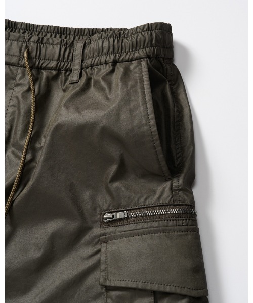 wjk(ダヴルジェイケイ)の「solid cargo shorts(その他パンツ・メンズ・ブラック/カーキ・SMALL/MEDIUM/LARGE/X-LARGE)」の11枚目の写真